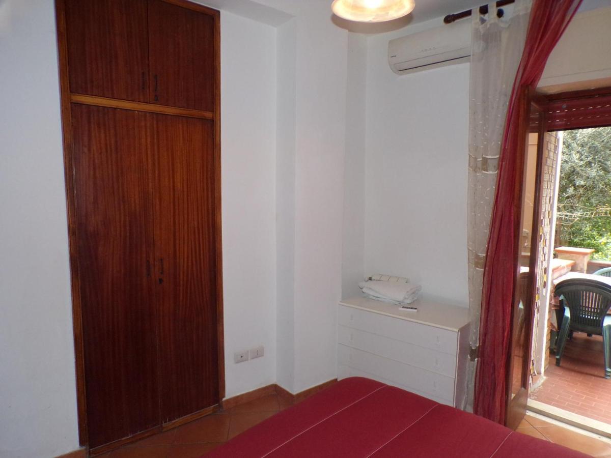 Il Porticciolo Apartment Giardini Naxos Exterior photo