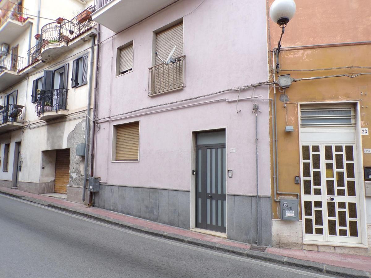 Il Porticciolo Apartment Giardini Naxos Exterior photo